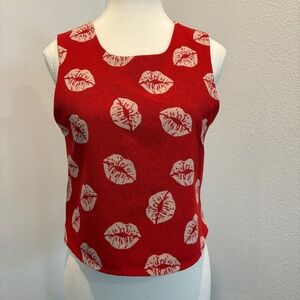 SAM EDELMAN Women’s Red Lip Kisses Sleeveless Cropped Top Blouse sz S
